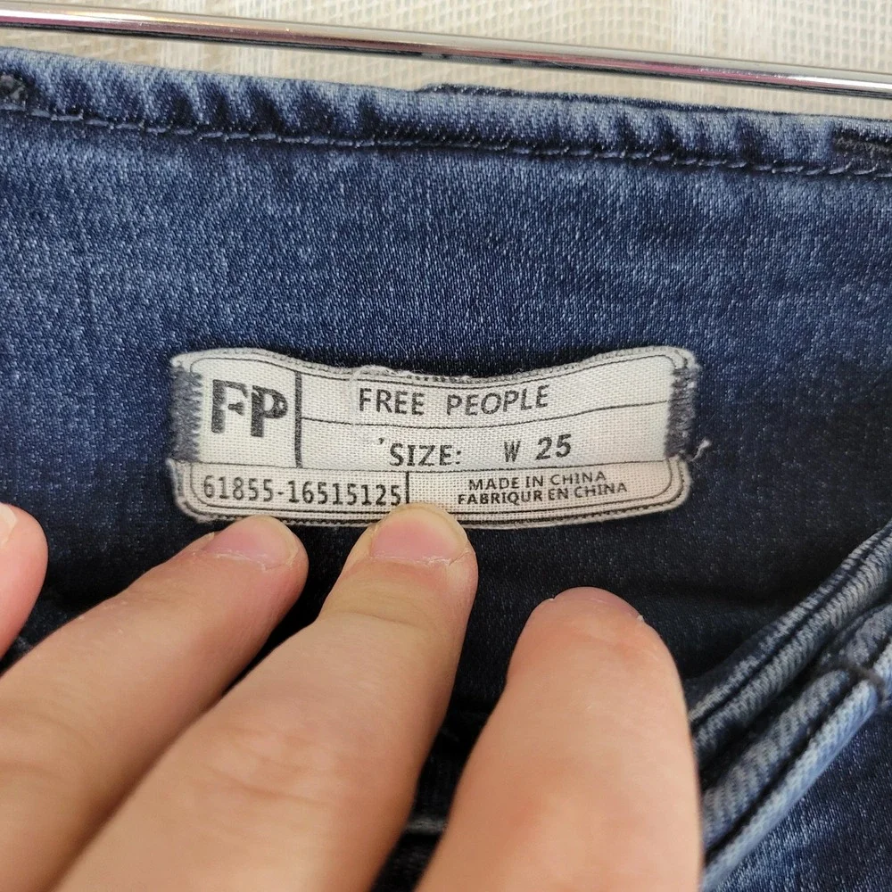 Free People Flare‎ Jeans Blue Size 25